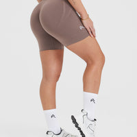 EffortlessLift™ Seamless Shorts with White Logo | Washed Cool Brown