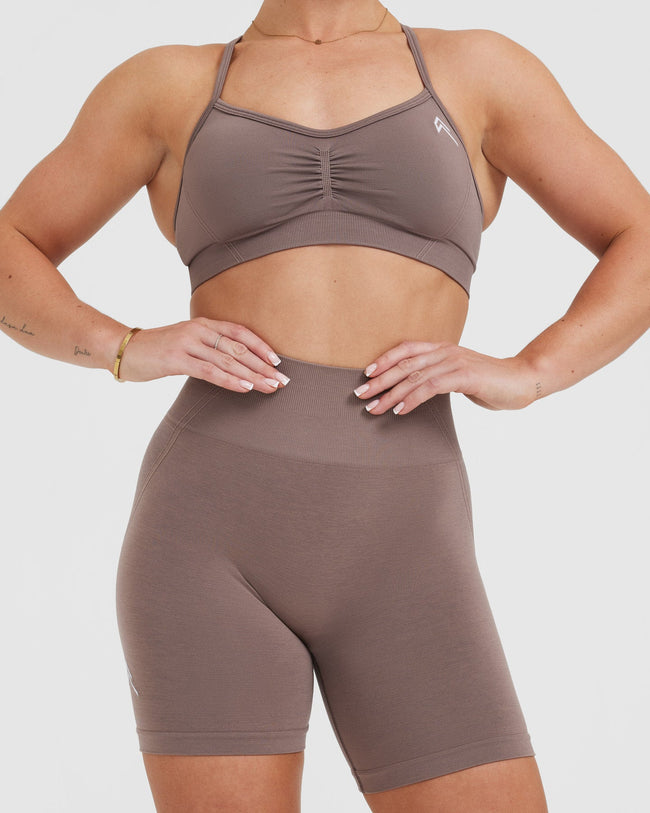 EffortlessLift™ Seamless Shorts with White Logo | Washed Cool Brown