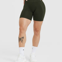 EffortlessLift™ Seamless Shorts with White Logo | Khaki