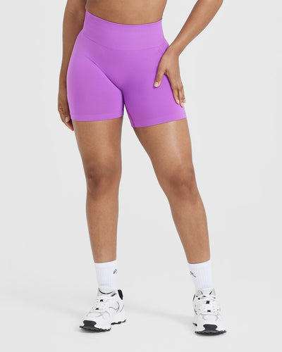 EffortlessLift™ Seamless Shorts with White Logo | Grape Purple