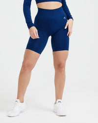 EffortlessLift™ Seamless Cycling Shorts with White Logo | Midnight