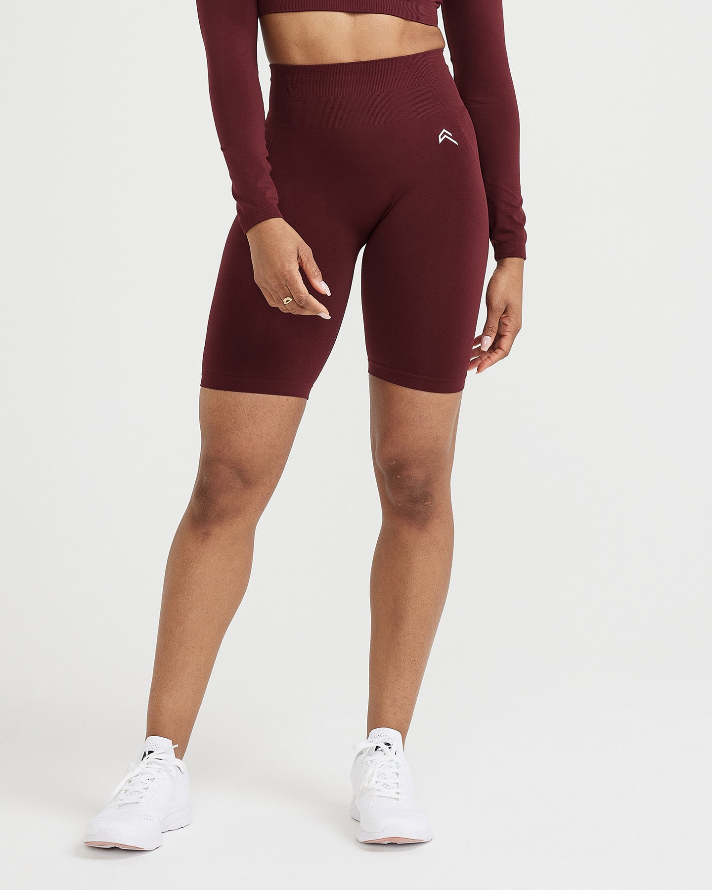 EffortlessLift™ Seamless Cycling Shorts with White Logo | Rosewood