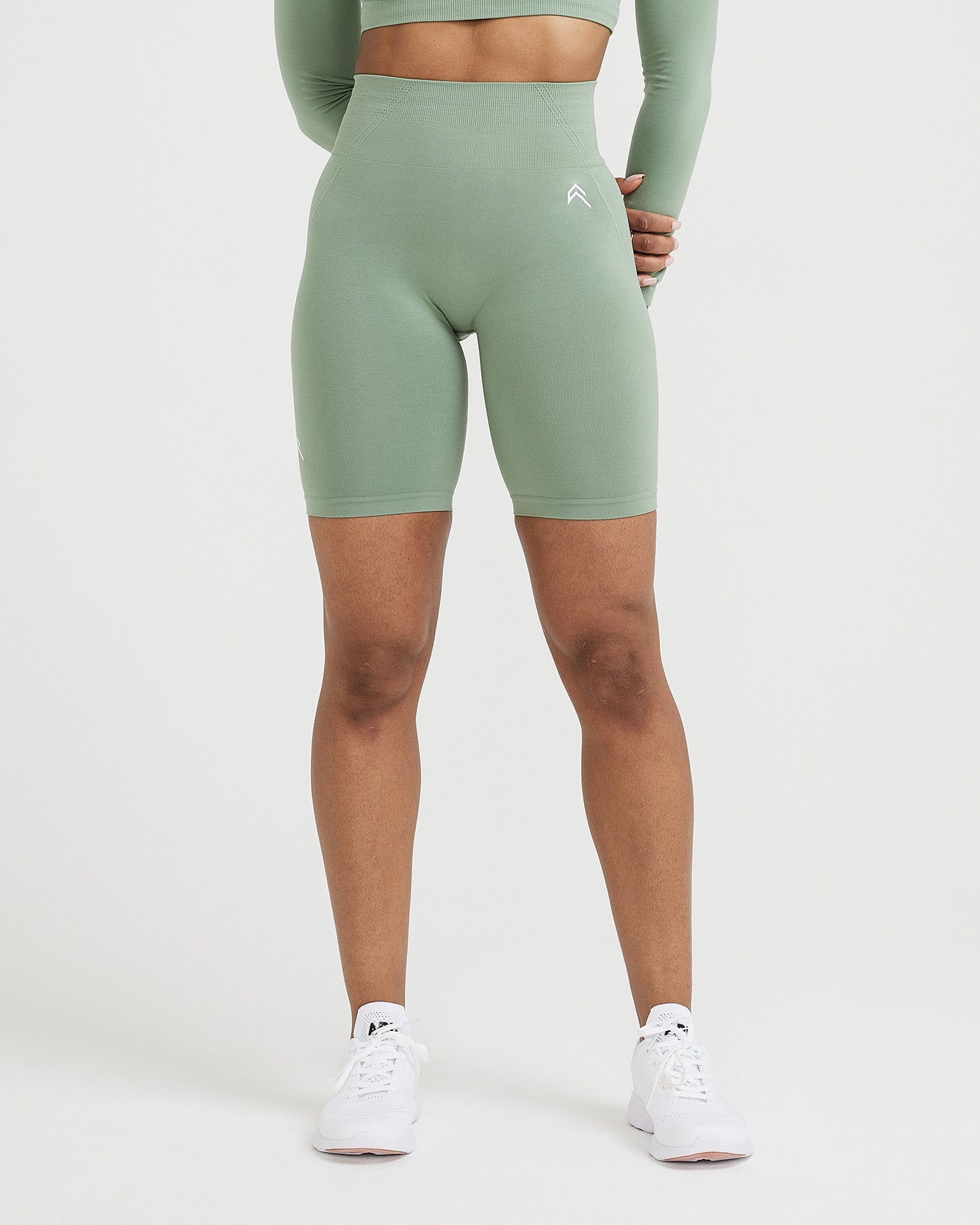 EffortlessLift™ Seamless Cycling Shorts with White Logo | Sage
