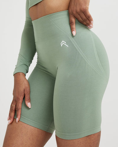 EffortlessLift™ Seamless Cycling Shorts with White Logo | Sage