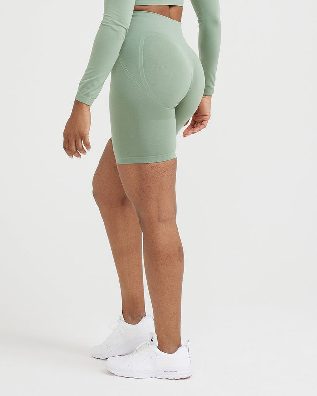 EffortlessLift™ Seamless Cycling Shorts with White Logo | Sage