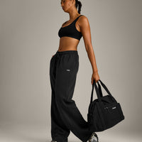 EffortlessLift™ Square Neck Sports Bra with Grey Logo | Black