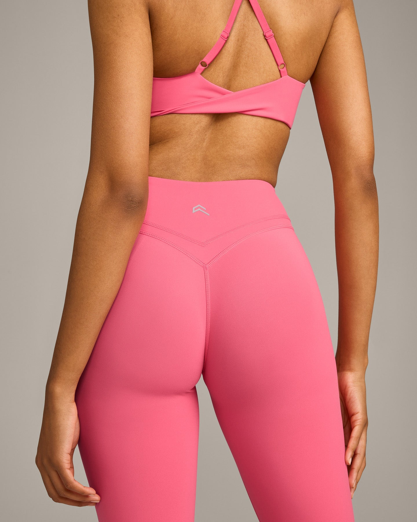 UnifiedMove™ Wrap Leggings with Reflective Logo | Hot Girl Pink
