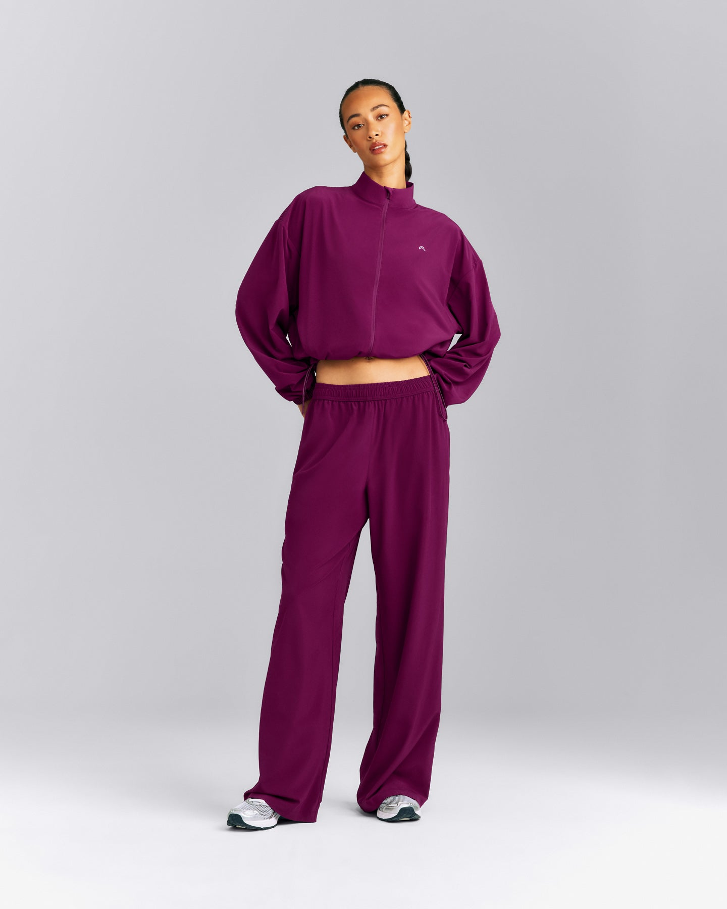 AirMove™ Straight Leg Drawcord Pants | Ripe Fig