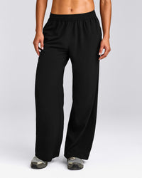 AirMove™ Straight Leg Pants | Black