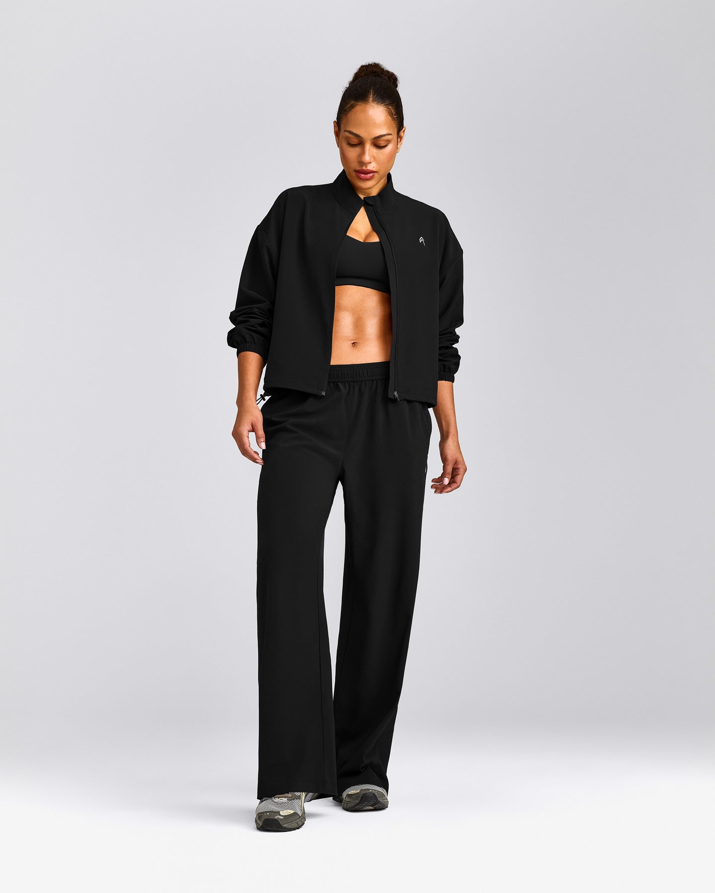 AirMove™ Straight Leg Pants | Black