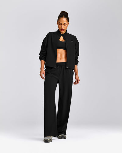 AirMove™ Straight Leg Pants | Black