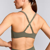 EasyLift™ Cross Back Sports Bra | Alpine Green