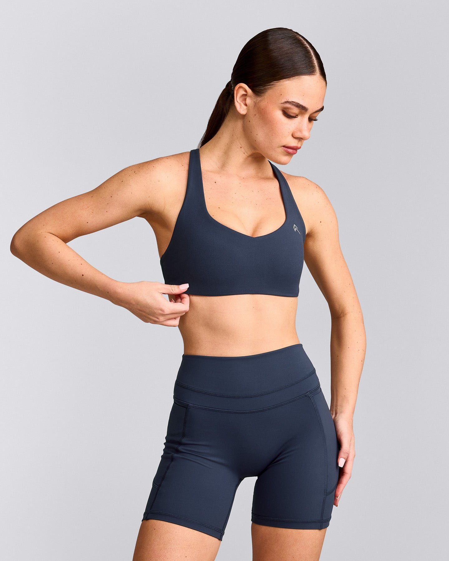 EasyLift™ Cross Back Sports Bra with Gray Logo | True Blue
