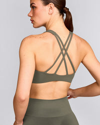 EasyLift™ High Neck Sports Bra | Alpine Green