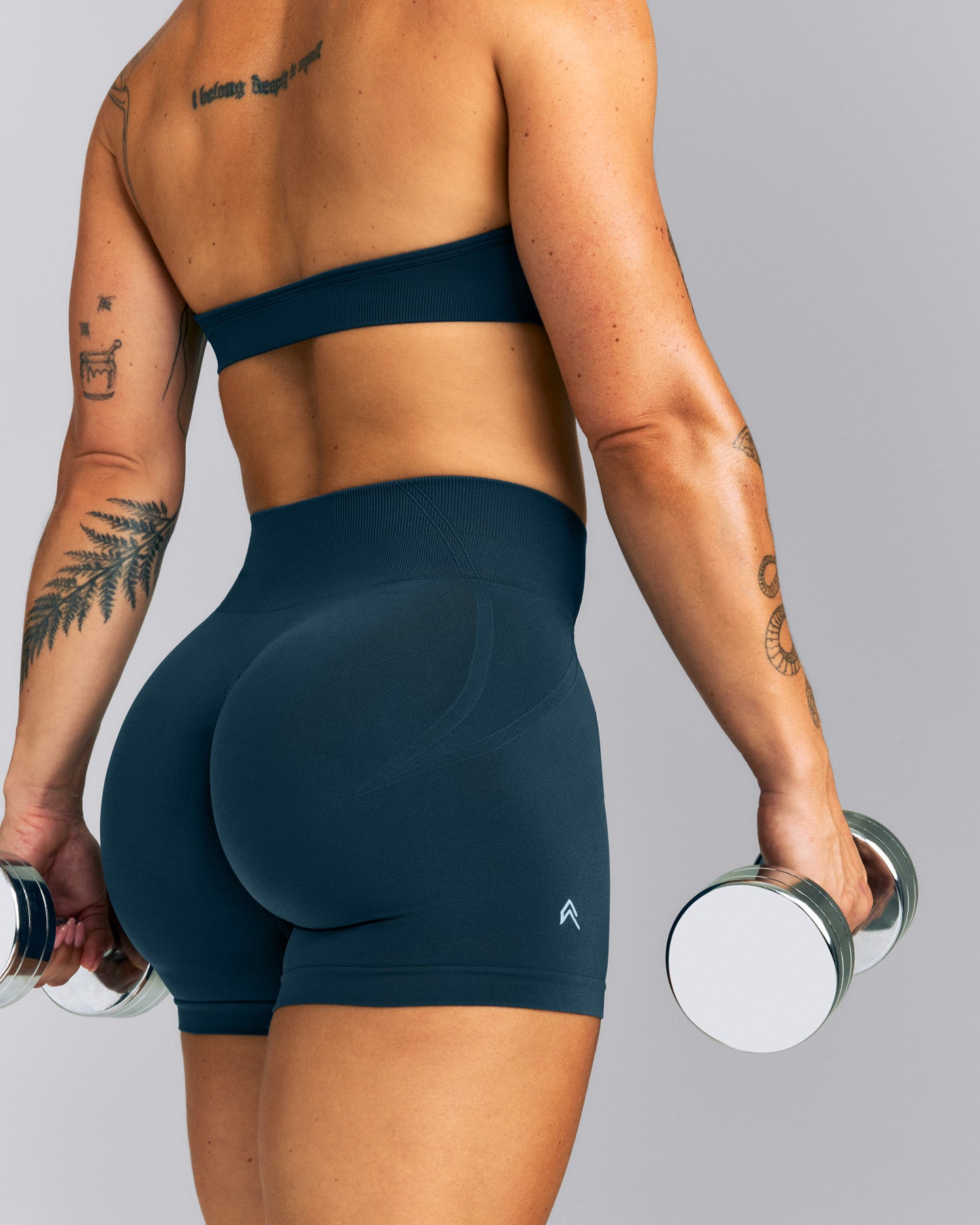 EffortlessLift™ Seamless Mid Rise Shorts | Oil Blue
