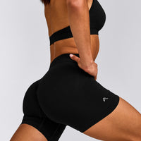 EffortlessLift™ Seamless High Rise Shorts | Black