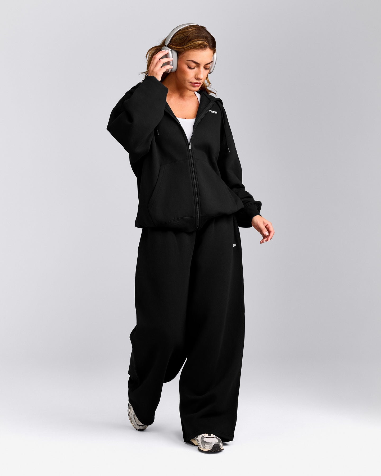 Foundations Cosy Oversized Zip Up Hoodie | Black