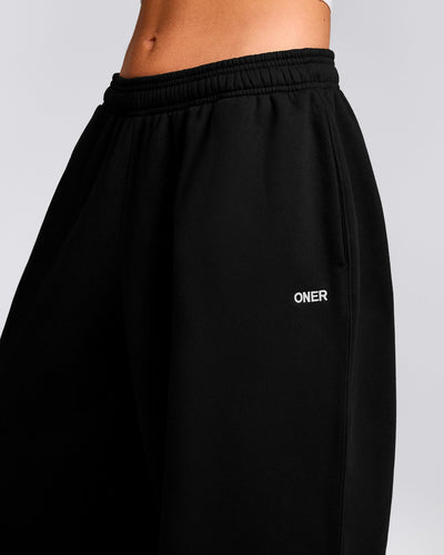 Foundations Cosy Oversized Straight Leg Sweatpants | Black