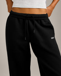 Foundations Cosy Straight Leg Joggers | Black