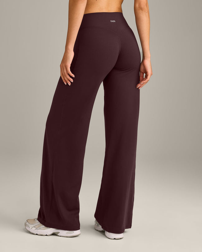 SoftMotion™ Straight Leg Bottoms with Grey Logo | Plum Brown