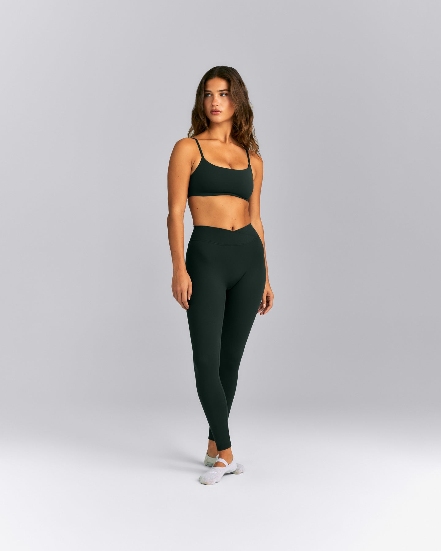 SoftMotion™ Strappy Sports Bra | Emerald Noir
