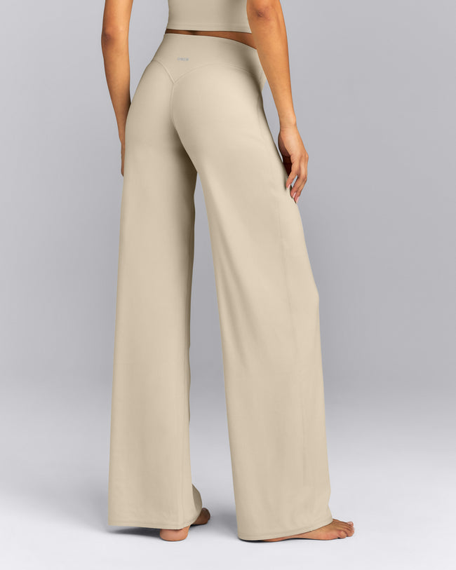 SoftMotion™ Wrap Straight Leg Pants | Oatmeal
