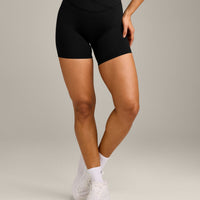 UnifiedMove™ Wrap Shorts 6" with Reflective Logo | Black