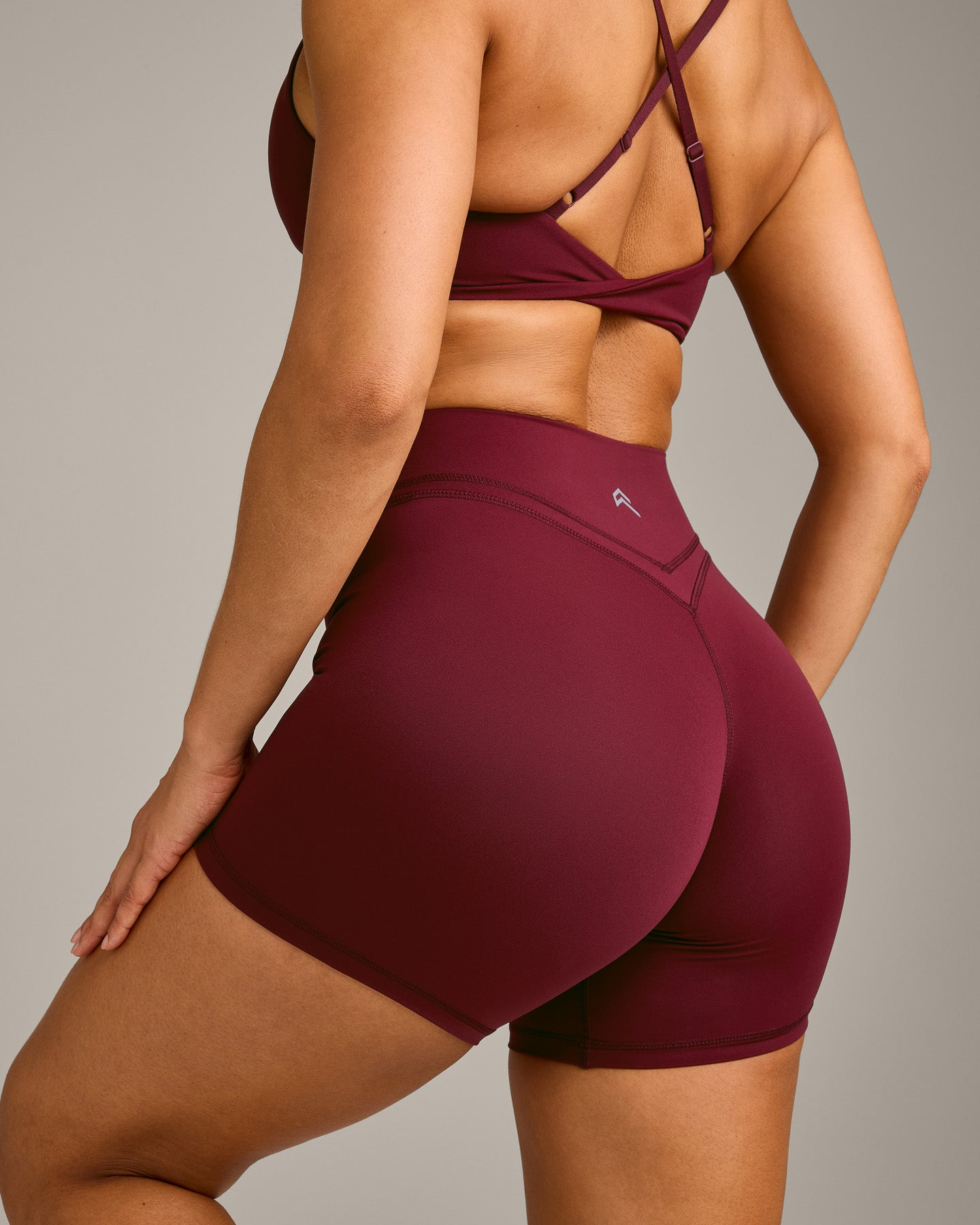 UnifiedMove™ Wrap Shorts 6" with Reflective Logo | Rosewood