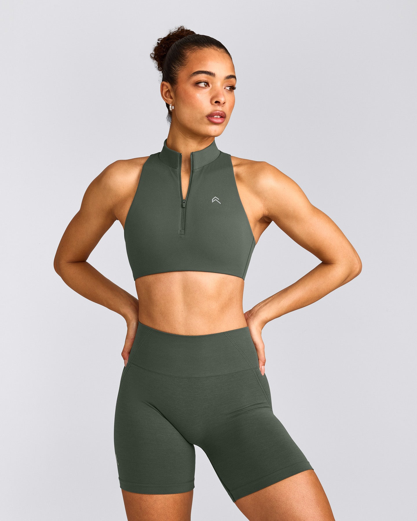 EasyLift™ Zip High Neck Sports Bra with Gray Logo | Dark Khaki