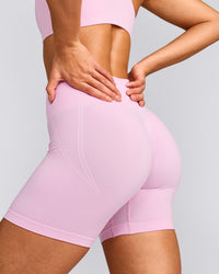 EffortlessLift™ Seamless Shorts with Gray Logo | Chalk Pink