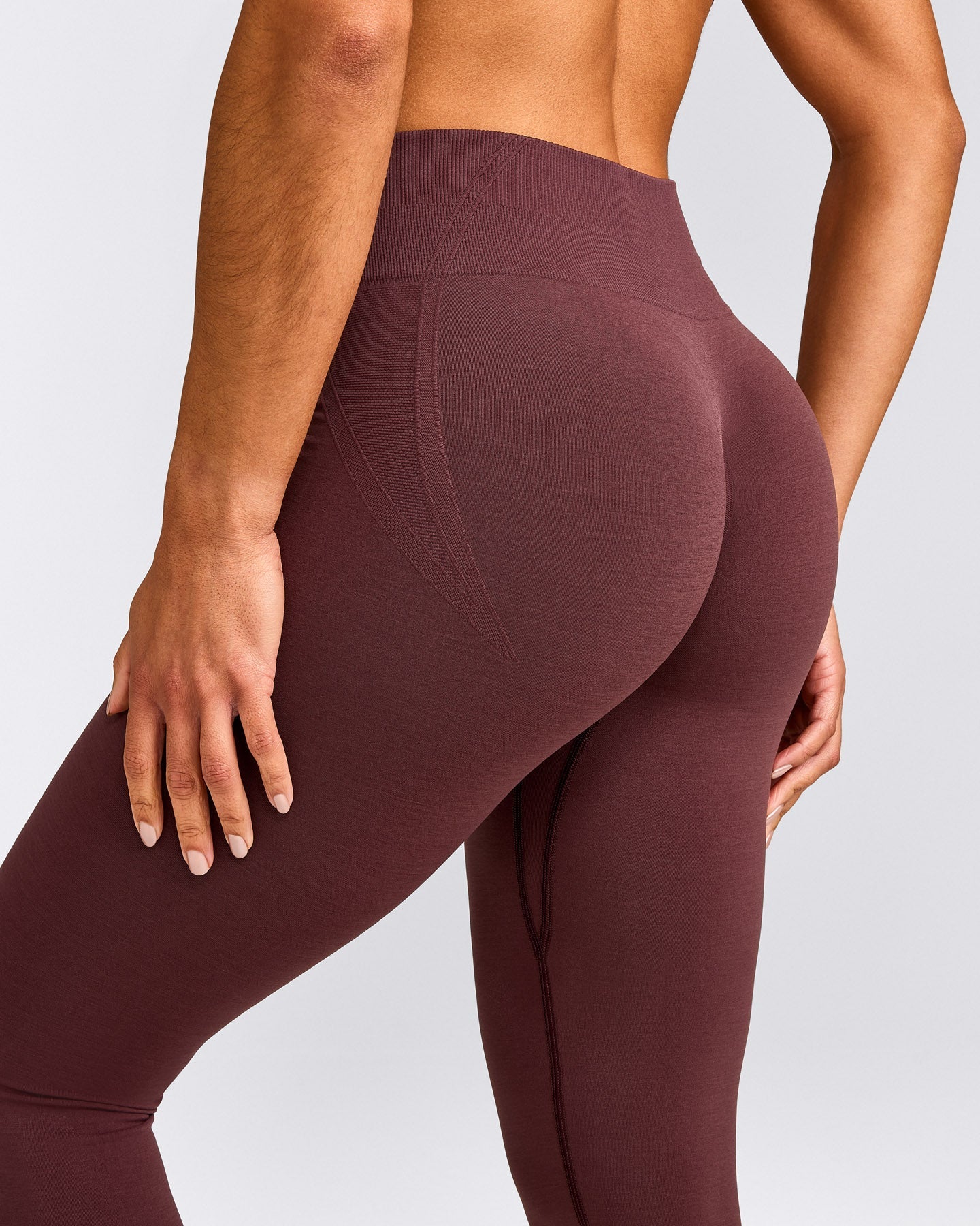 EffortlessLift™ Seamless Mid Rise Leggings with Gray Logo | Velvet Mocha