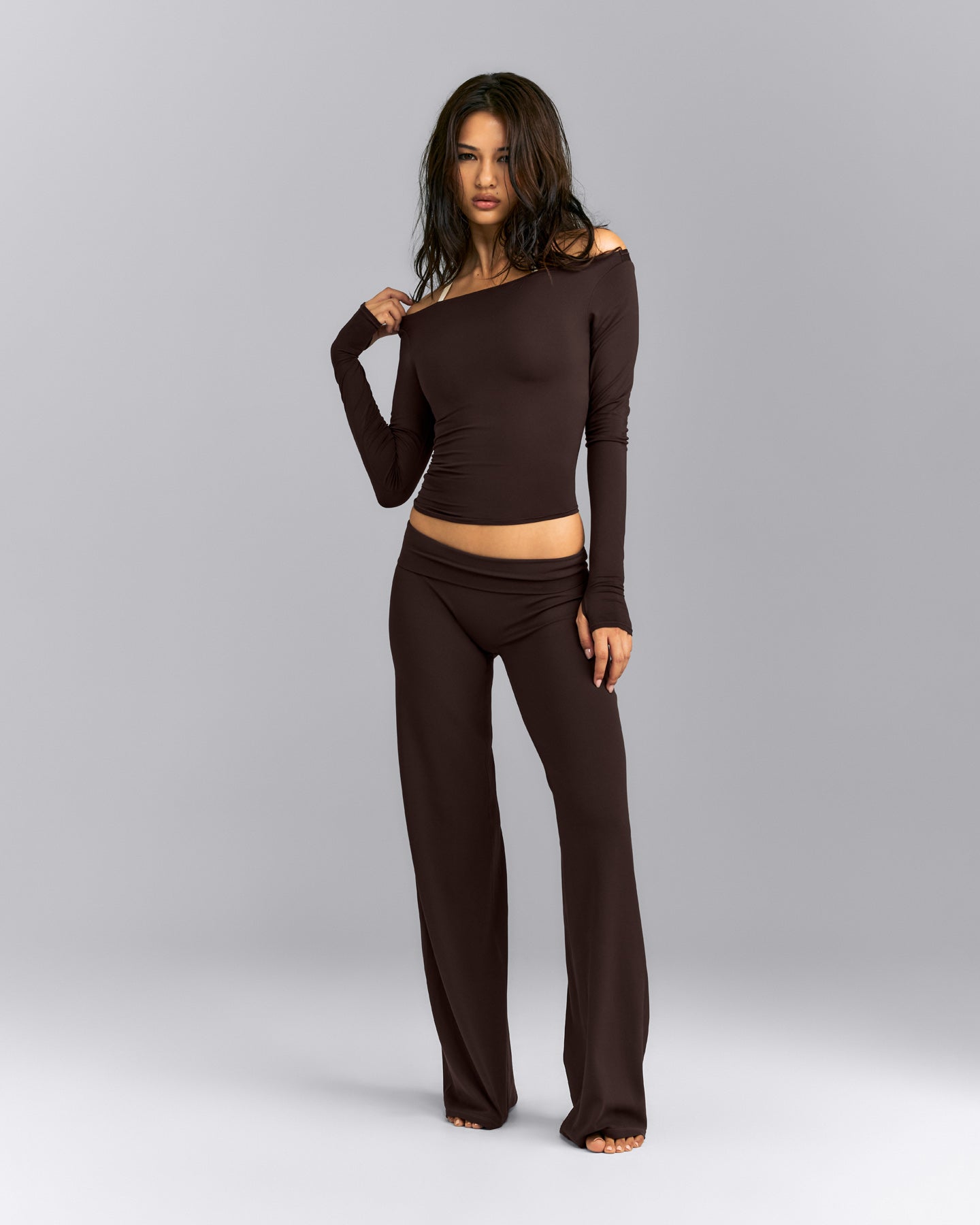 FormeSoft™ Fitted Off-The-Shoulder Long Sleeve Top | 70% Cocoa