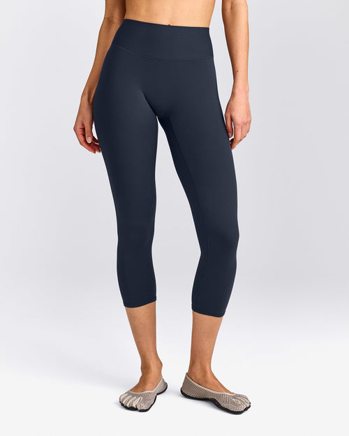 SoftMotion™ 3/4 Length Leggings | True Blue