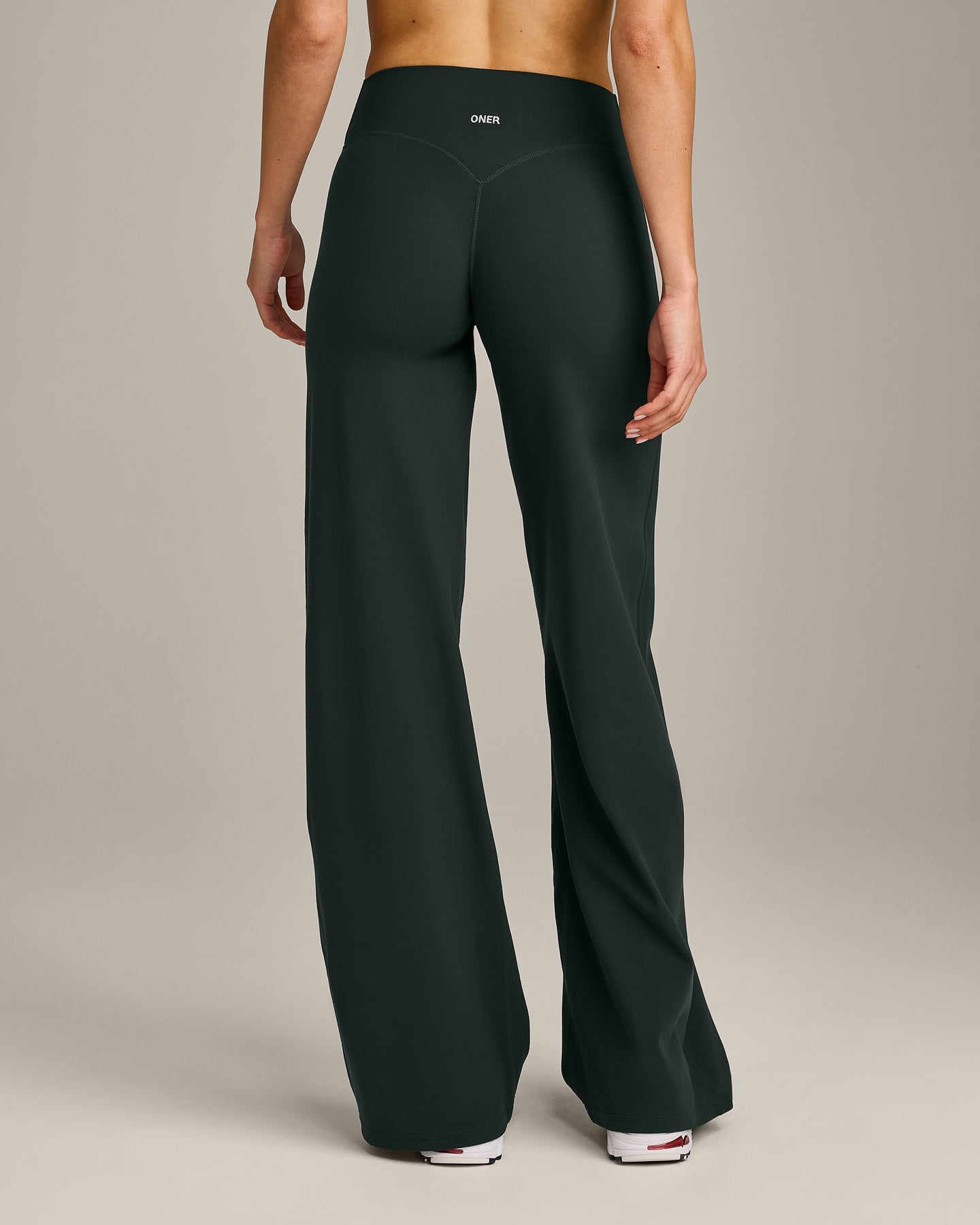 SoftMotion™ Straight Leg Bottoms with Grey Logo | Emerald Noir