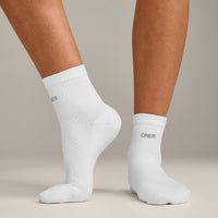 Performance Mid Crew Socks 1 Pack | White