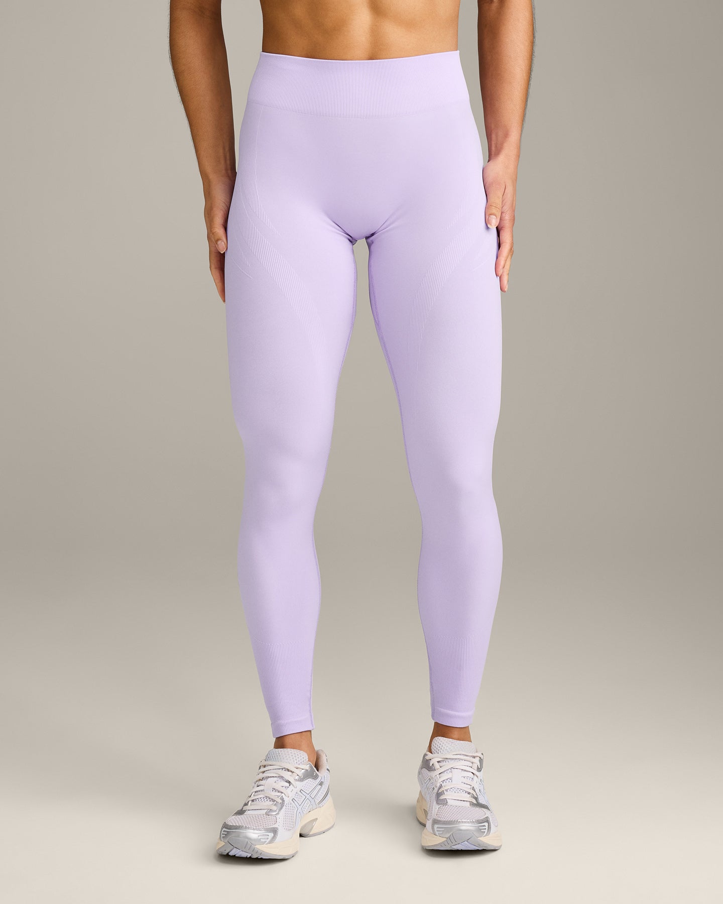 EnhanceLift™ Seamless Leggings with Grey Logo | Lavender Purple