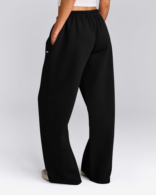 Foundations All Season Straight Leg Sweatpants | Black
