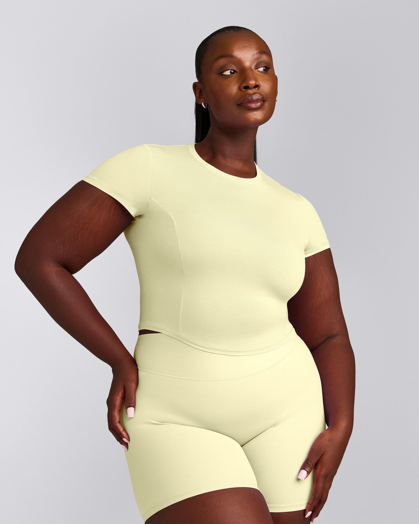 Mellow™ Motion Crew Neck Mid Top | Pastel Yellow