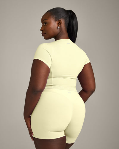 Mellow™ Motion Crew Neck Mid Top | Pastel Yellow