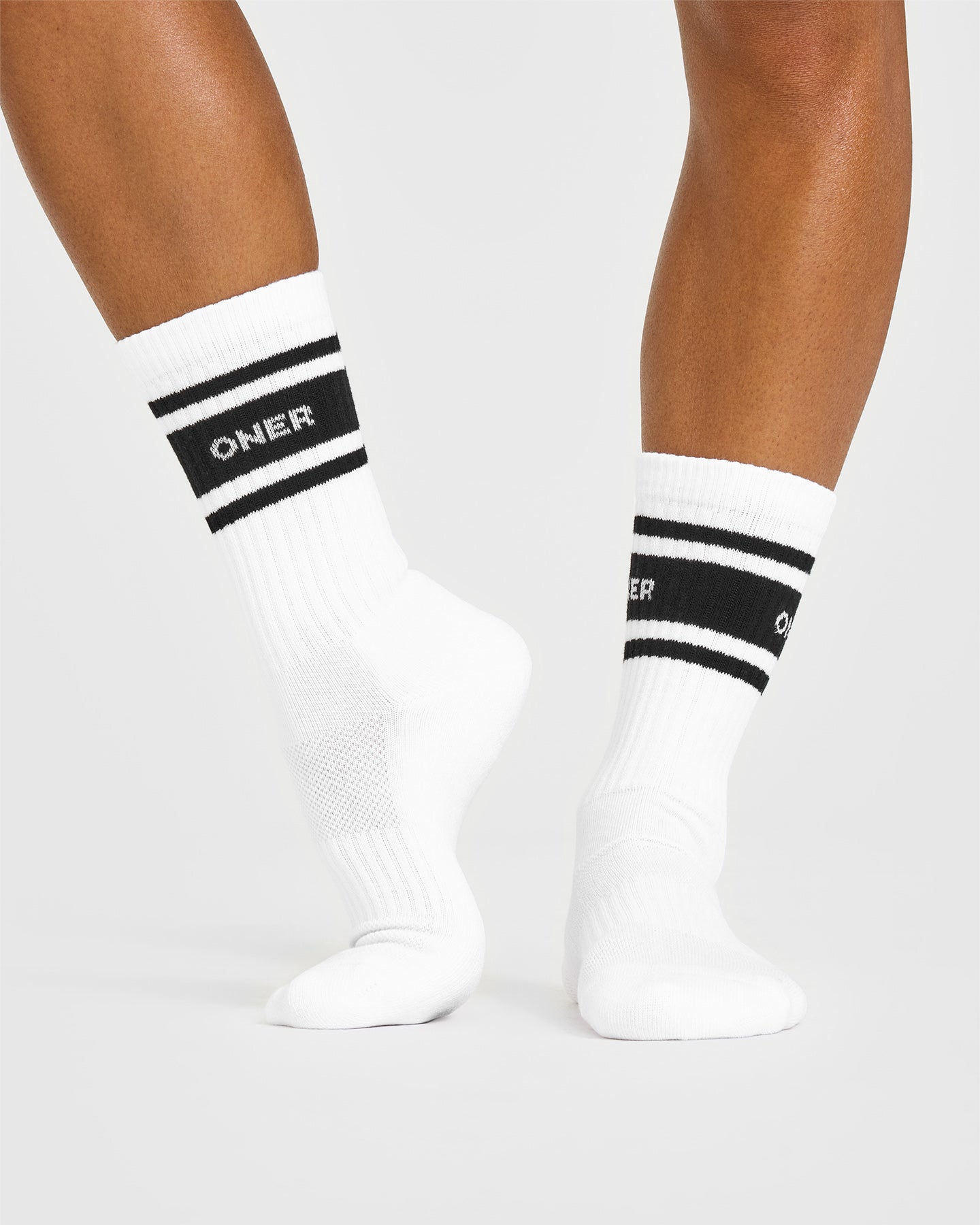 Varsity Long Crew Socks 1 Pack | White/Black