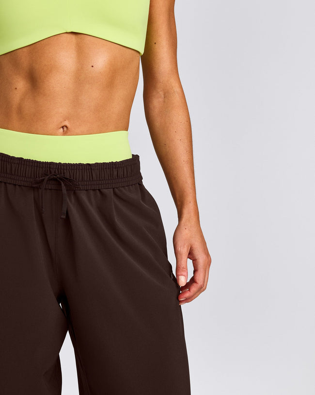 AirMove™ Straight Leg Pants New Branding | 70% Cocoa