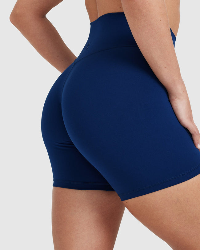 Timeless High Waisted Shorts 6" | Midnight