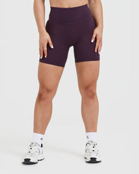 UnifiedMove™ High Waisted Shorts 6" | Blackberry Purple