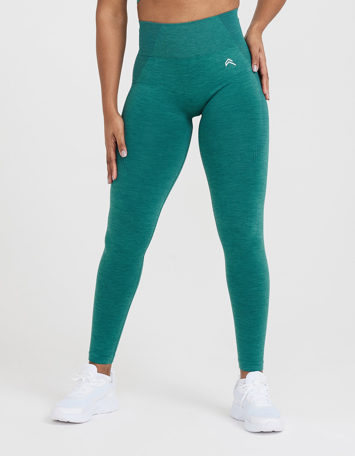 Oner Active - Hello Lagoon! This set is 100% guaranteed to make you feel  extraordinary. We're already thinking of which colours to wear this with  out of existing Classic Seamless colours. Which