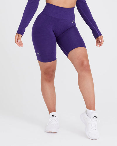 EffortlessLift™ Seamless Cycling Shorts with White Logo | Amethyst