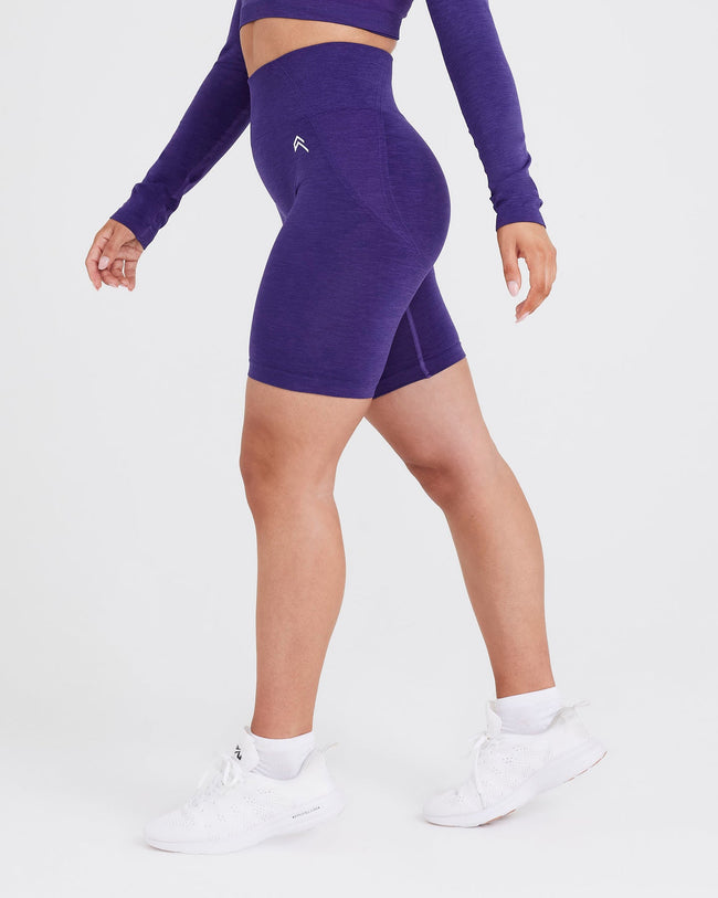 EffortlessLift™ Seamless Cycling Shorts with White Logo | Amethyst