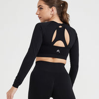 EffortlessLift™ Seamless Long Sleeve Crop Top with White Logo | Black