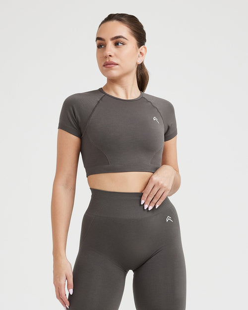 Oner Modal Effortless Seamless Short Sleeve Crop Top | Deep Taupe