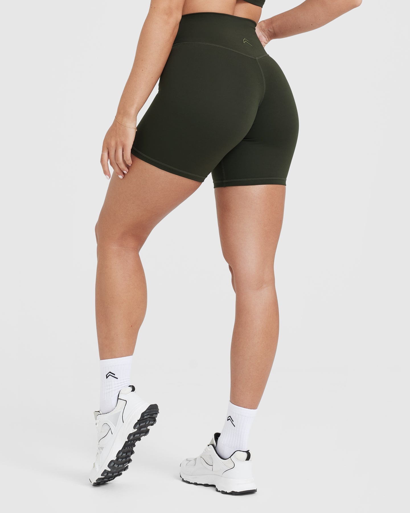 Timeless High Waisted Shorts 6" | Khaki