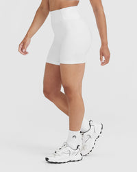 Timeless High Waisted Shorts 6" | White